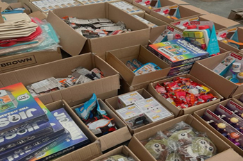 Gifts and retail logistics